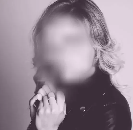 Christina, 33
