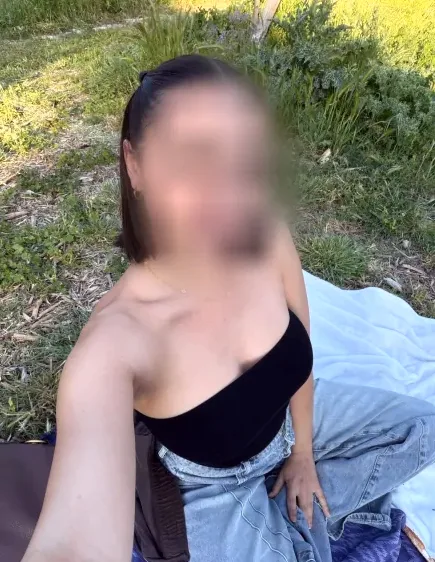 Hannah, 30