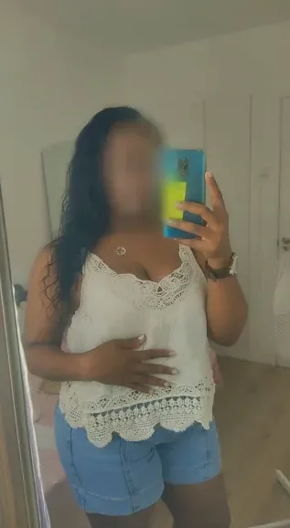 Marina, 34